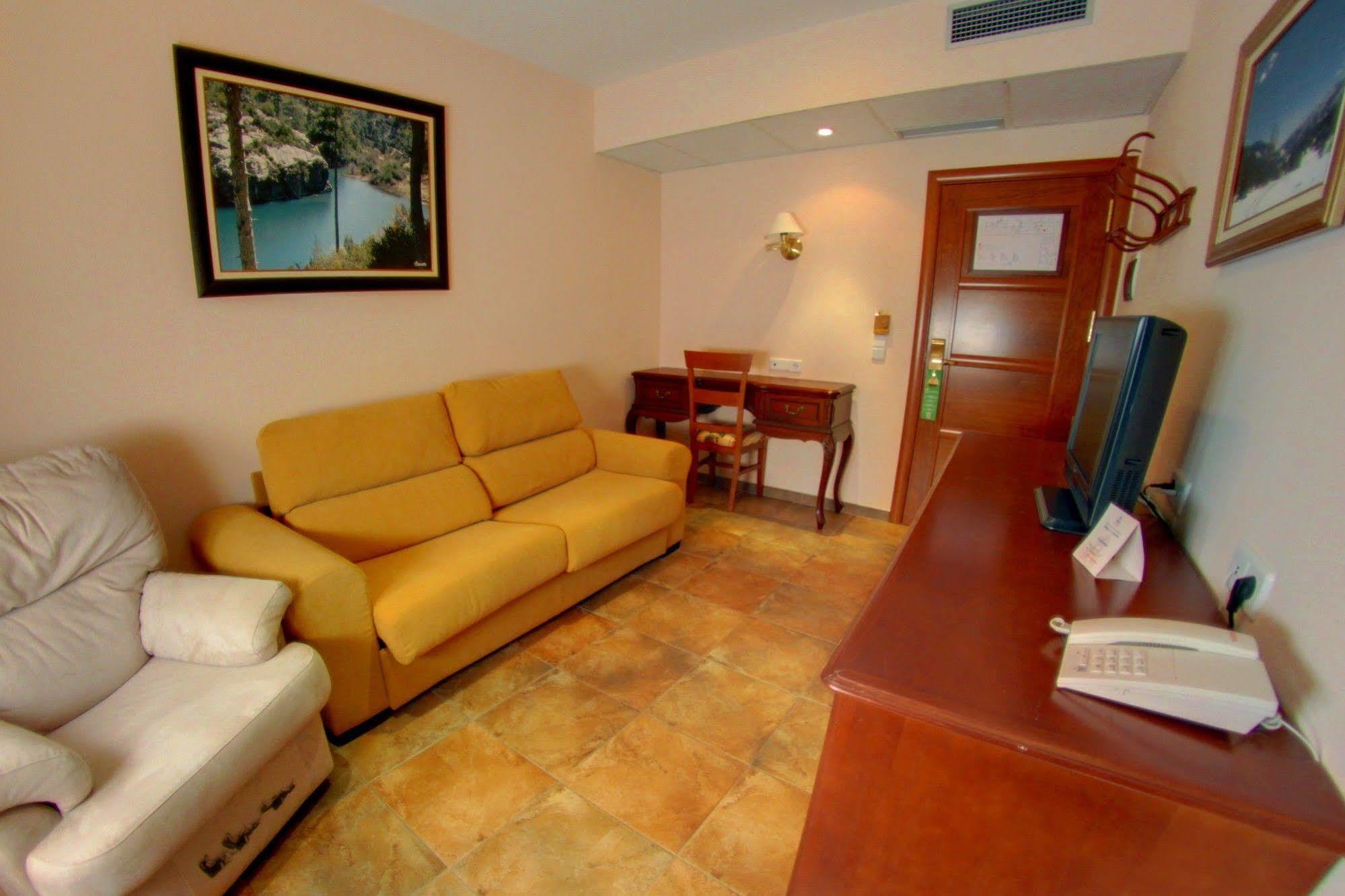 Hotel Balneario Parque De Cazorla Аройо Фрио Екстериор снимка