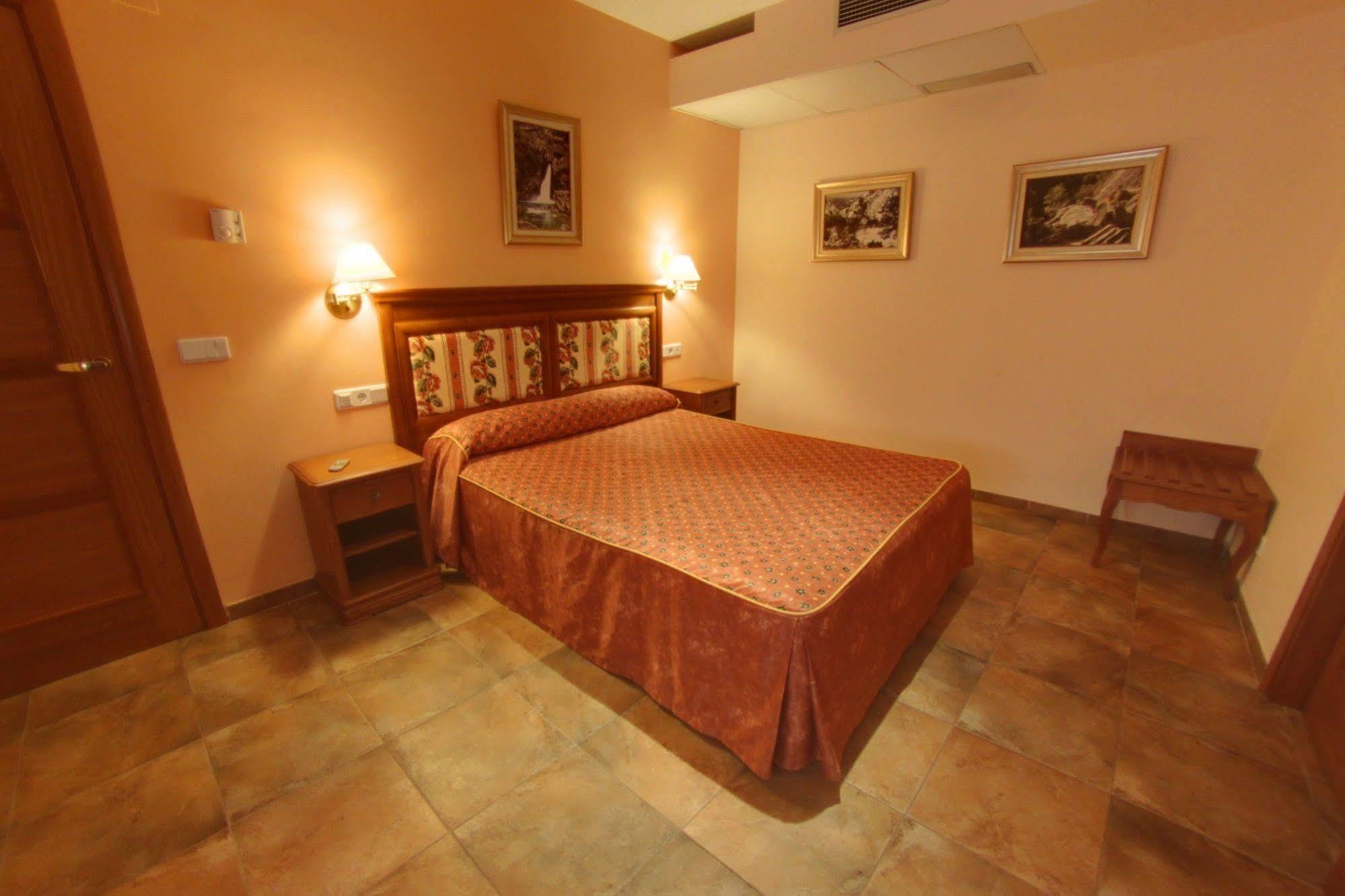 Hotel Balneario Parque De Cazorla Аройо Фрио Екстериор снимка